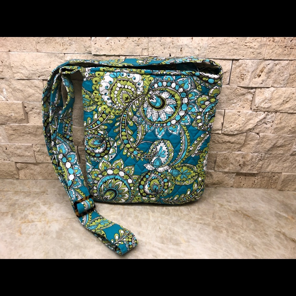 Vera Bradley Crossbody Purse - Picture 2 of 8